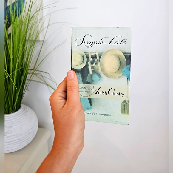 The Simple Life: Devotional Thoughts from Amish Country, Wanda E. Brunstetter - Picture 5 of 6